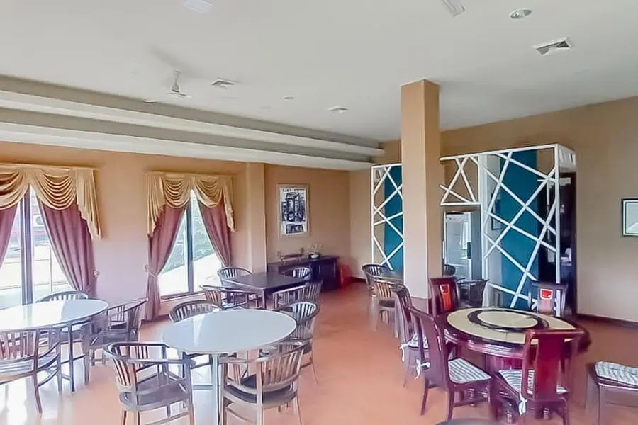 Читарингул: RedDoorz Premium @ Hotel Green Wattana Sentul
