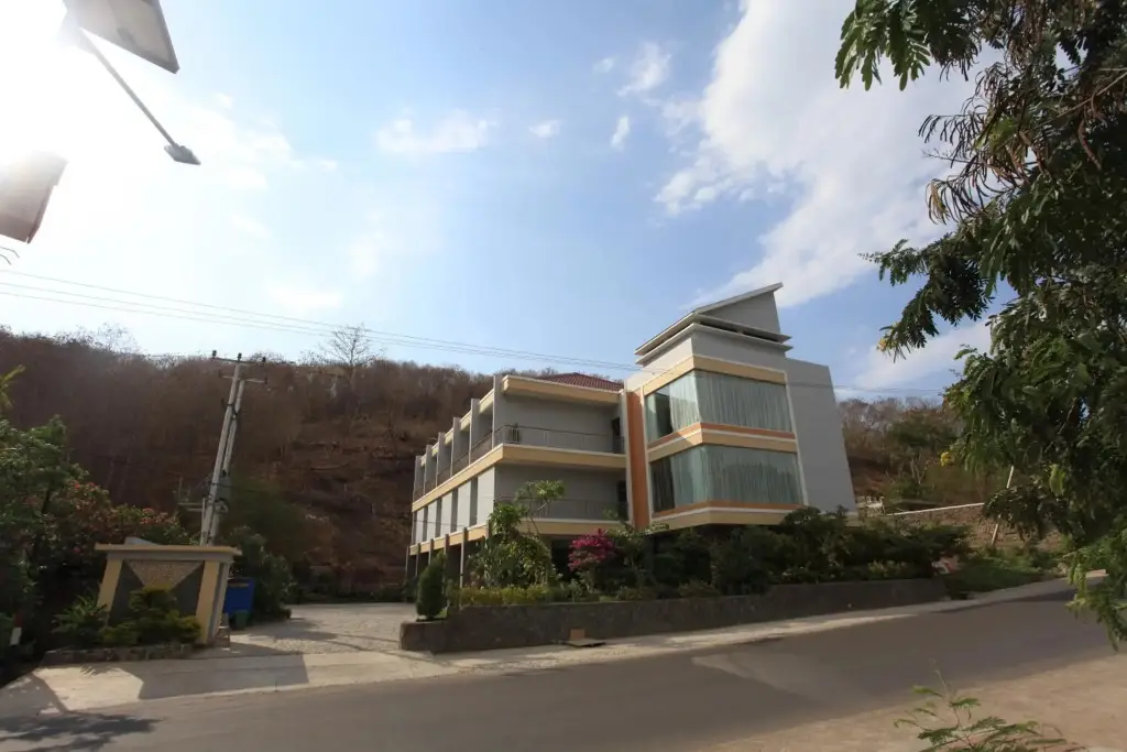 Лабуан-Баджо: Kalton Hotel