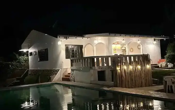 Сизаруа: Villa Pesanggrahan Subandi