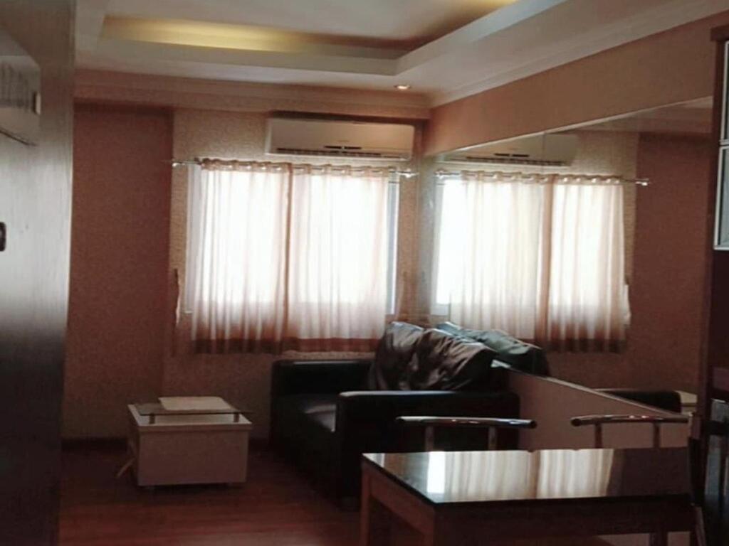 Бандунг: The Suites Metro Apartment by Salman