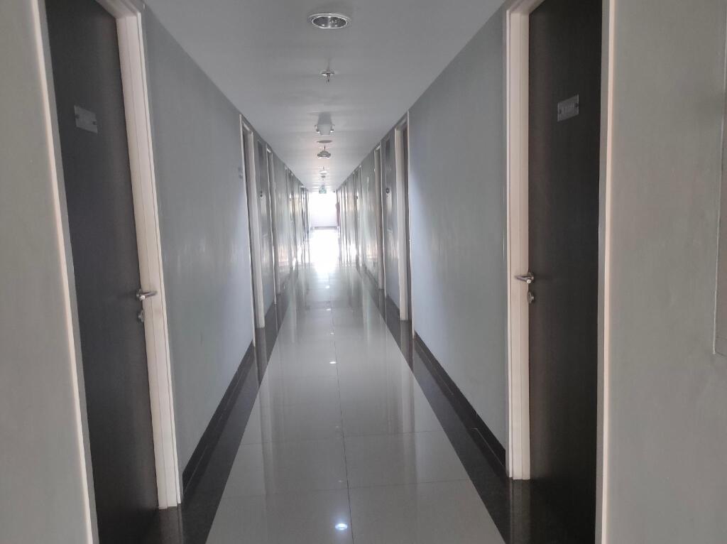 Депок: Ravanza Room at Apartemen Student Castle