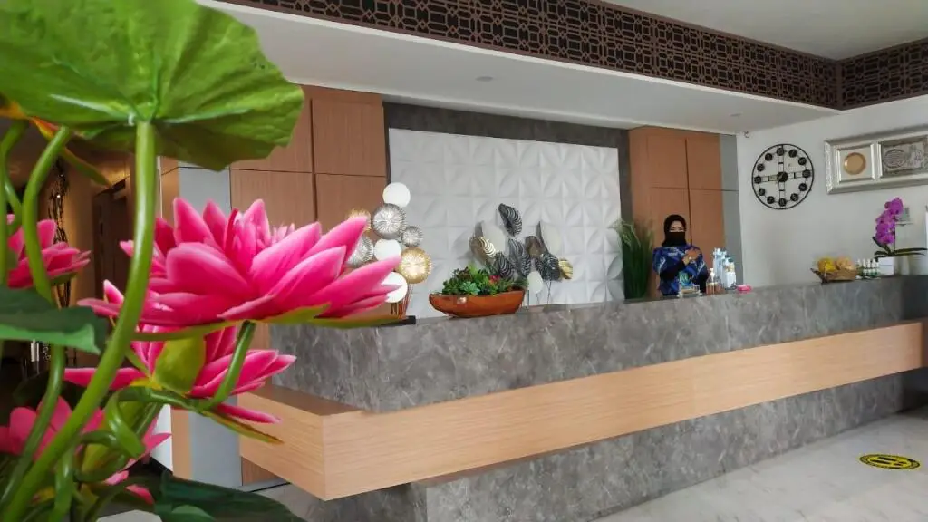 Букиттинги: Muara Hotel