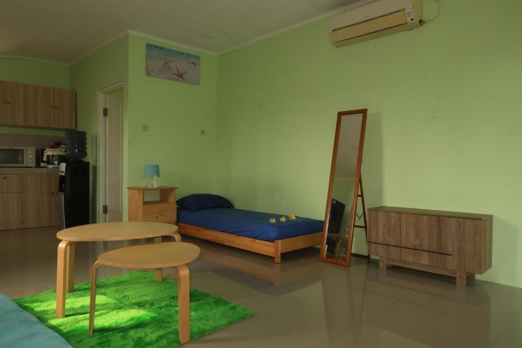 Сикакак: Arya Surf Camp