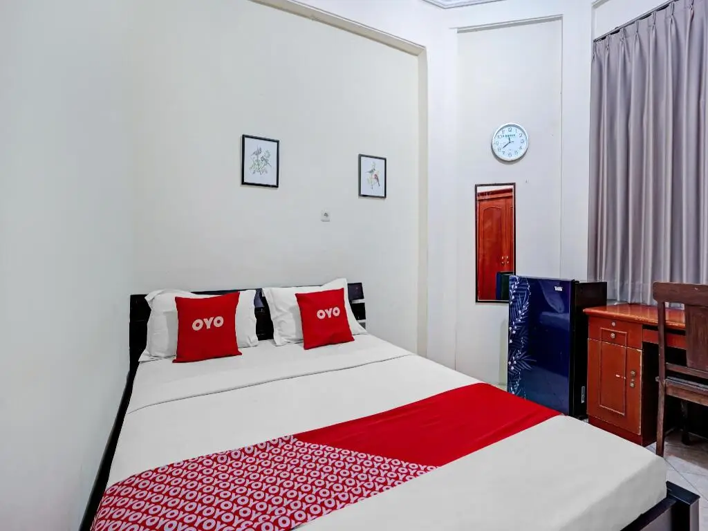 Сурабая: OYO 90533 Graha Ara Syariah Homestay