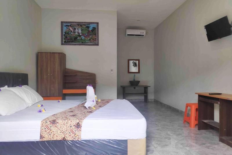 Табанан: OYO 90547 Pondok Saren Anyar