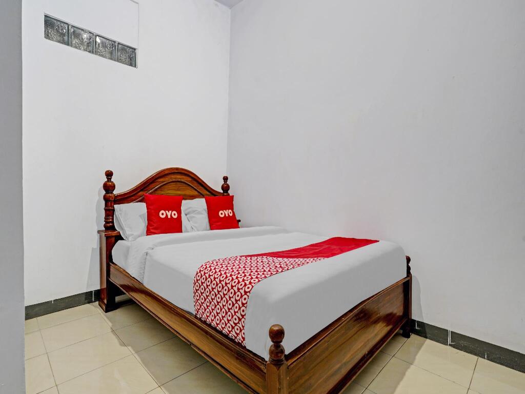 Чиребон: OYO 90511 Pondok Damai Guest House Syariah