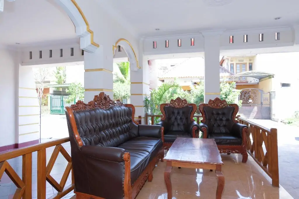 Кедири: Hotel Welirang Syariah
