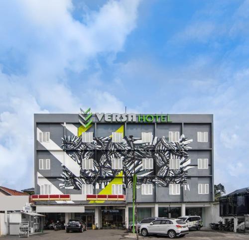 Versa Hotel Bekasi — фото 1