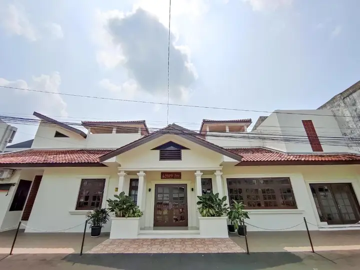 Депок: Maple Tree Homestay