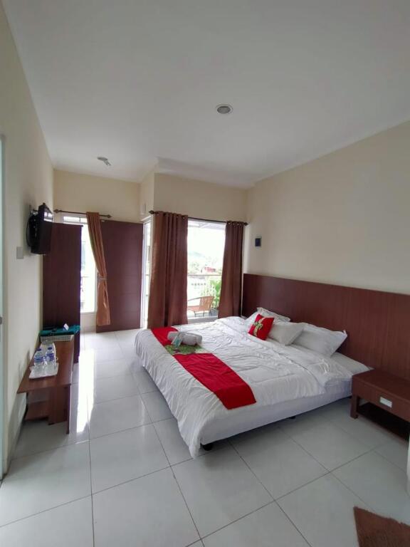 Лембанг: Maulana Hills Syariah Hotel