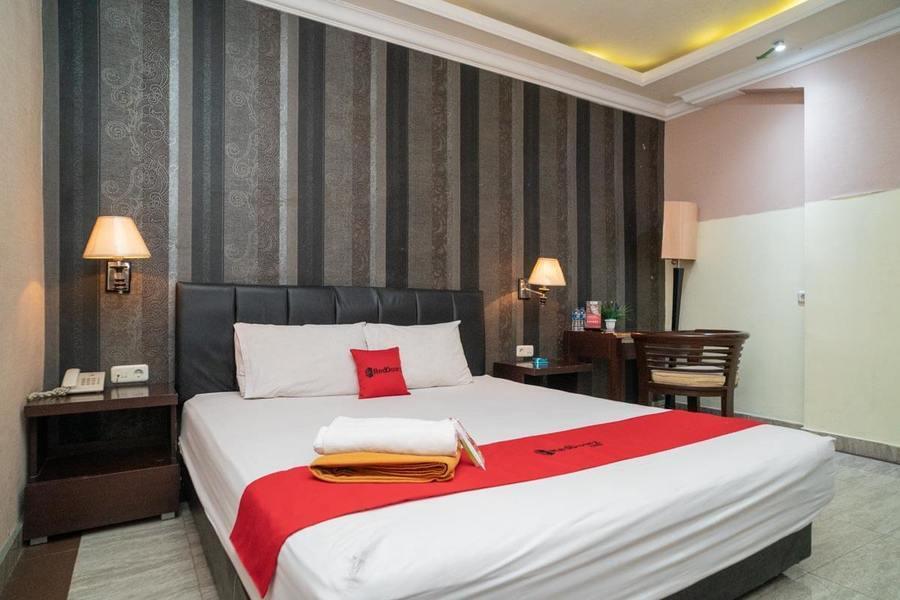 Чилегон: RedDoorz Plus near Simpang Tiga Tritayasa Cilegon