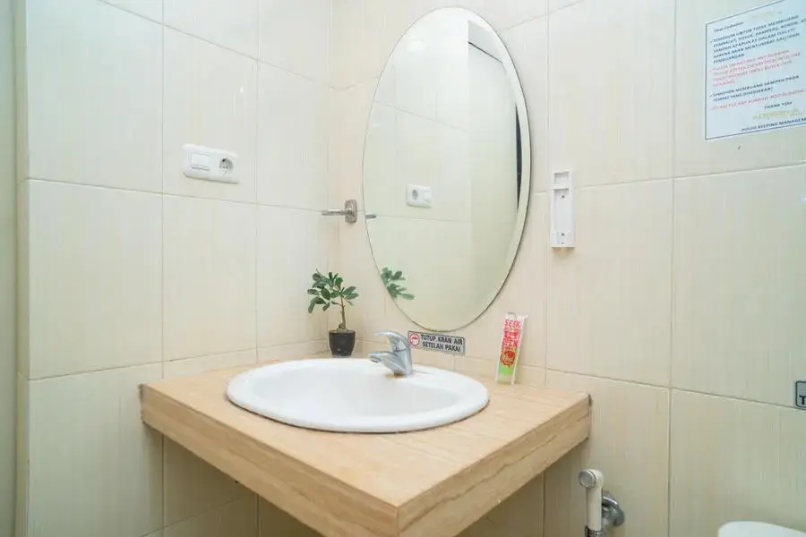 Чилегон: RedDoorz Plus near Simpang Tiga Tritayasa Cilegon