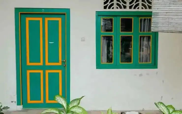 Джокьякарта: Ngadiwinatan Alleyway Guest House Jogja