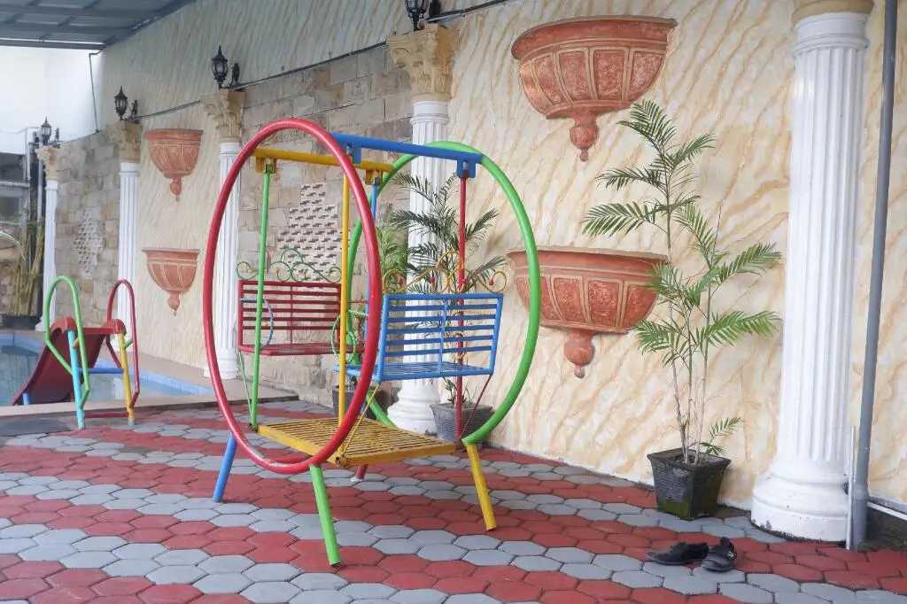 carousel image 5