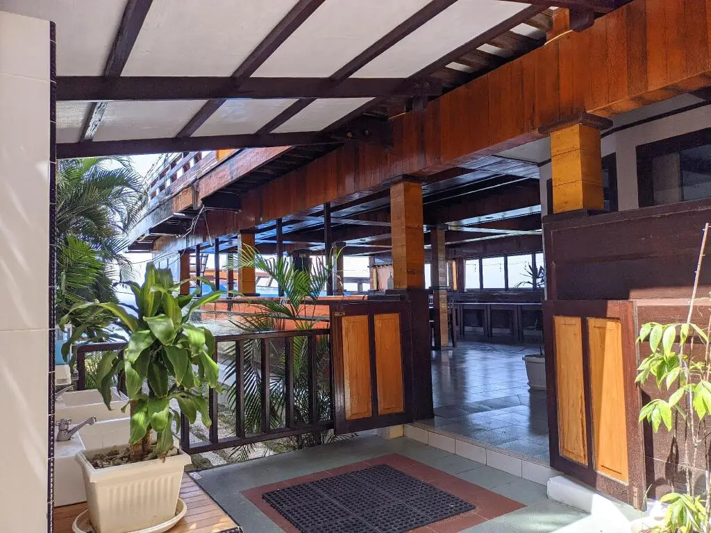 Бира: Anda Beach Hotel