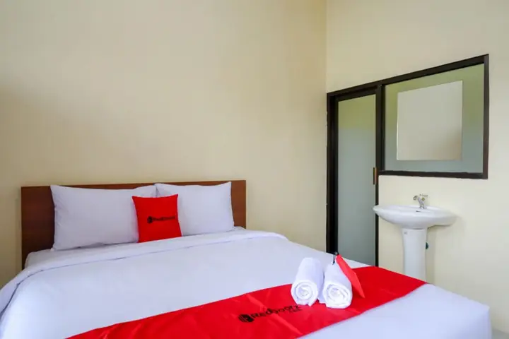 Суракарта: Reddoorz Syariah near Solo Square Mall