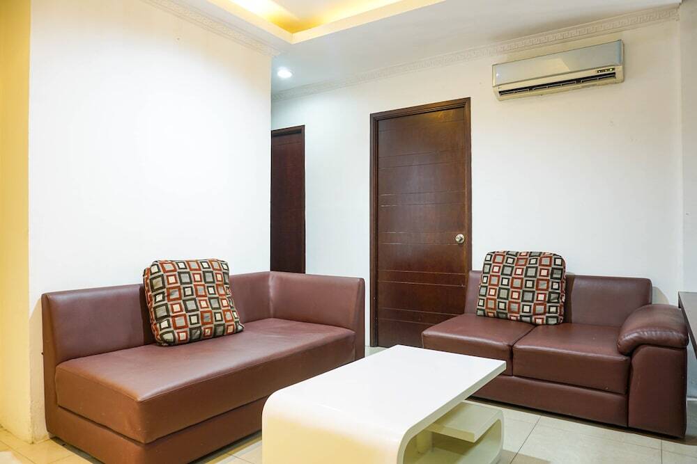 Джакарта: Fully Furnished and Spacious 3BR Apartment at Mangga Dua Residences