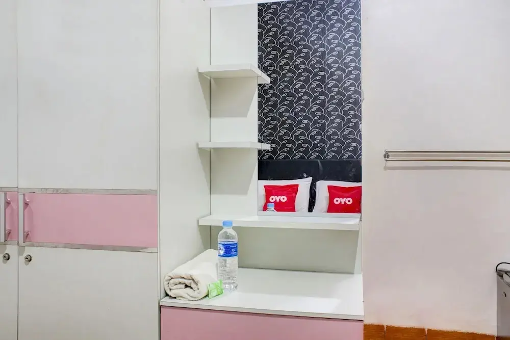 Мартапура: OYO 3855 Homestay Semata Wayang Syariah