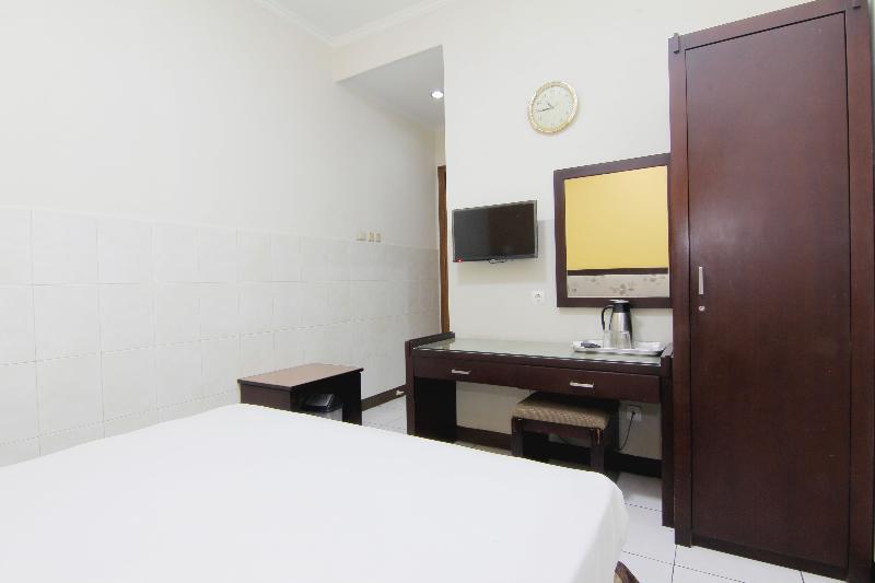 Hotel Palem Bandung by ZUZU — фото 1