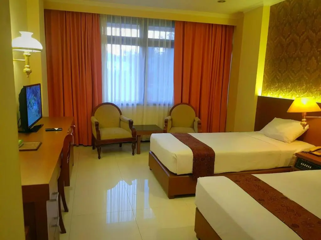 Суракарта: Riyadi Palace Hotel
