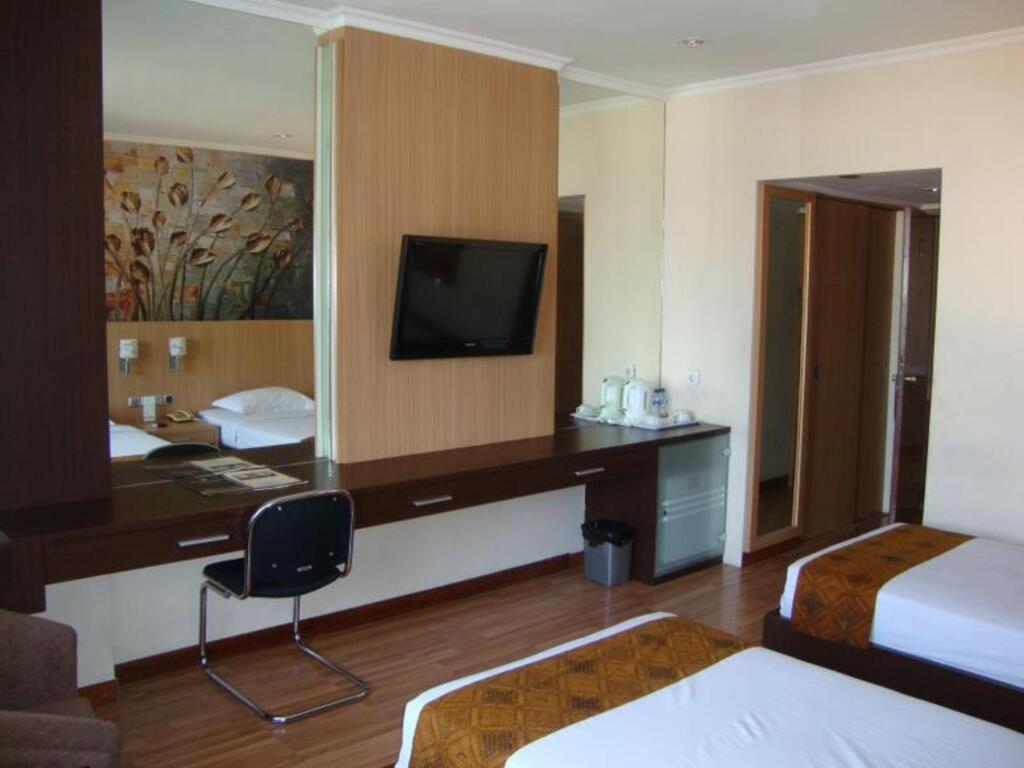 Суракарта: Riyadi Palace Hotel
