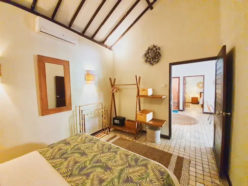 Гили Траванган: Tír na nÓg Beachfront Resort