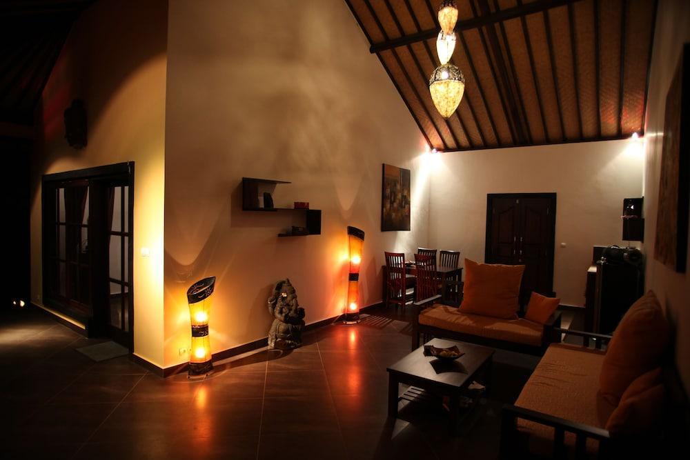 Каликбукбук: Puri Mangga Sea View Resort & Spa