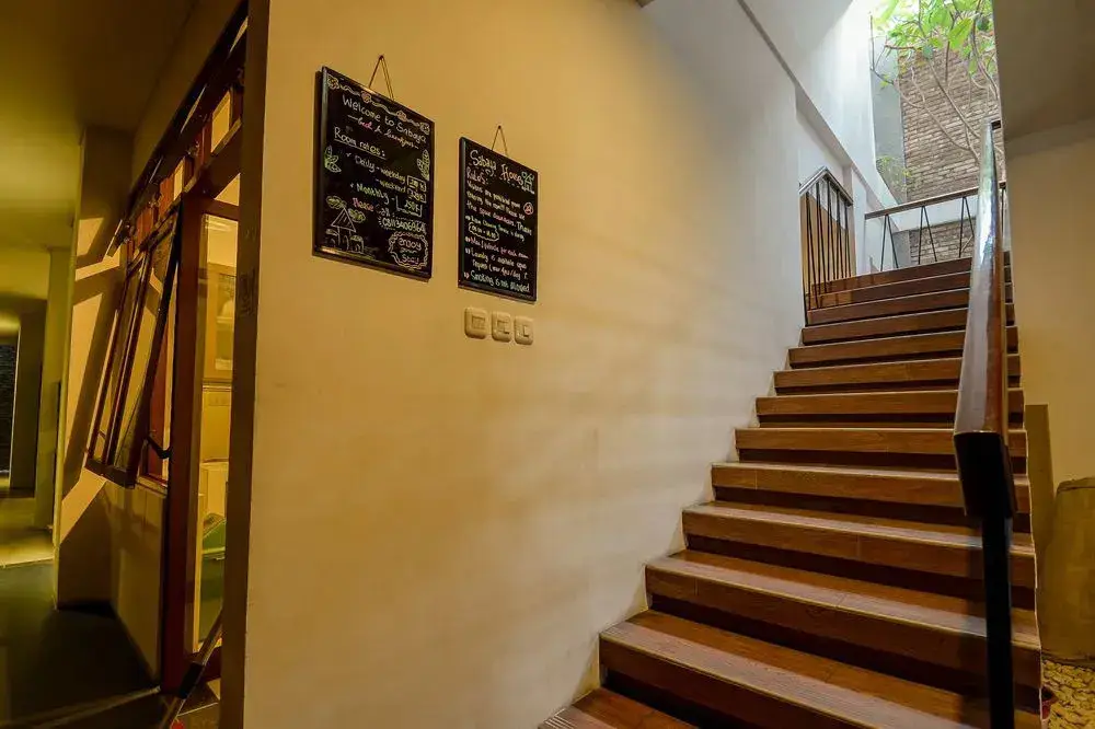 Сурабая: Airy Eco Syariah Gubeng Kertajaya Satu B 4 Surabaya