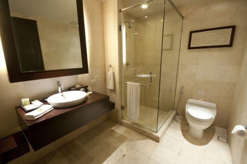 Беноа: Swiss-Belhotel Bay View Hotel,Suites and Villas Hotel