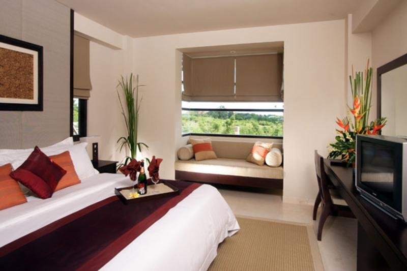 Беноа: Swiss-Belhotel Bay View Hotel,Suites and Villas Hotel
