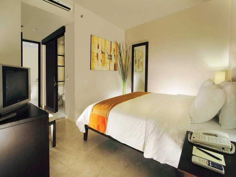 Беноа: Swiss-Belhotel Bay View Hotel,Suites and Villas Hotel