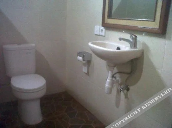 Чангу: Putu Guest House