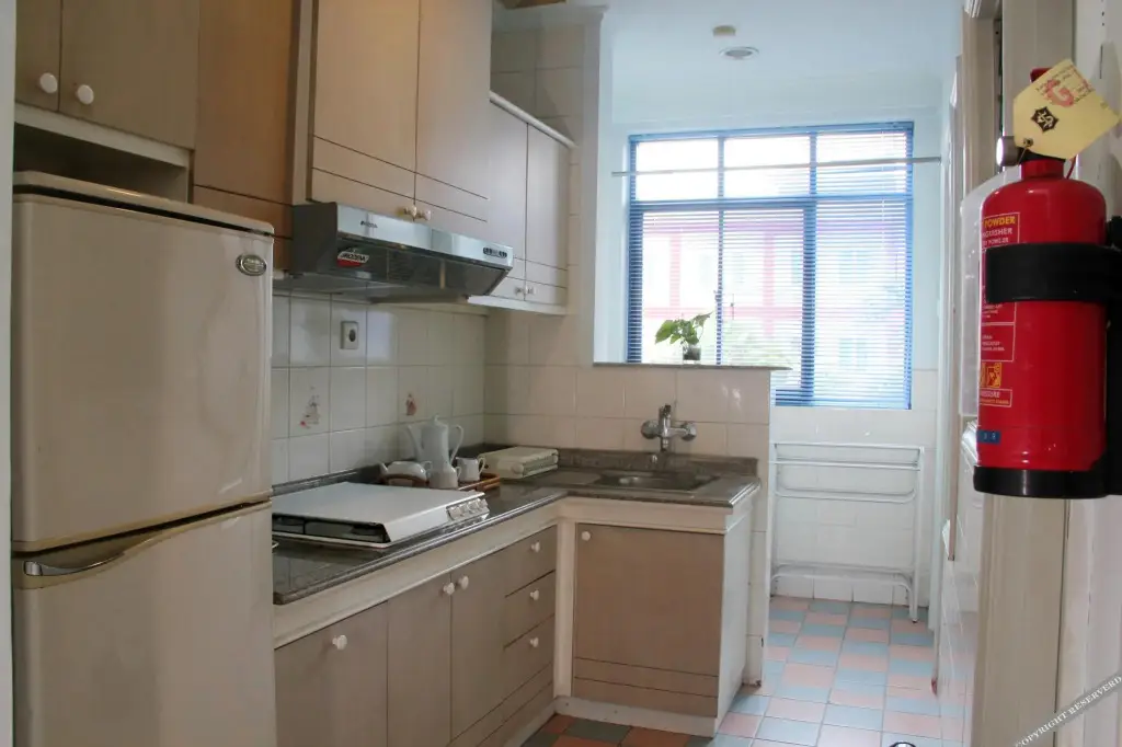 Сурабая: Puri Darmo Surabaya Serviced Apartment