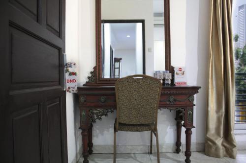 Джакарта: OYO 188 Wisma Nely Murni Guesthouse