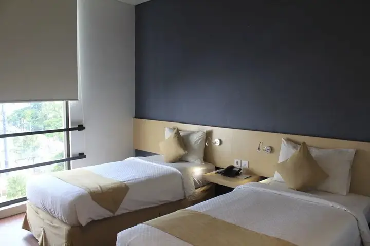 Сурабая: Hotel 88 Embong Malang