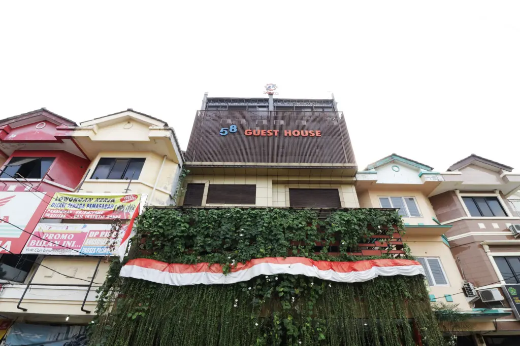Южный Тангеранг: 58 Guesthouse Tangerang by ZUZU