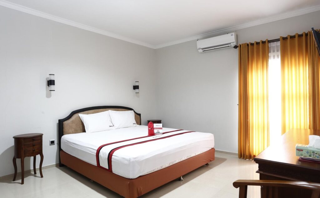 Депок: RedDoorz Plus near Adisucipto Airport 2