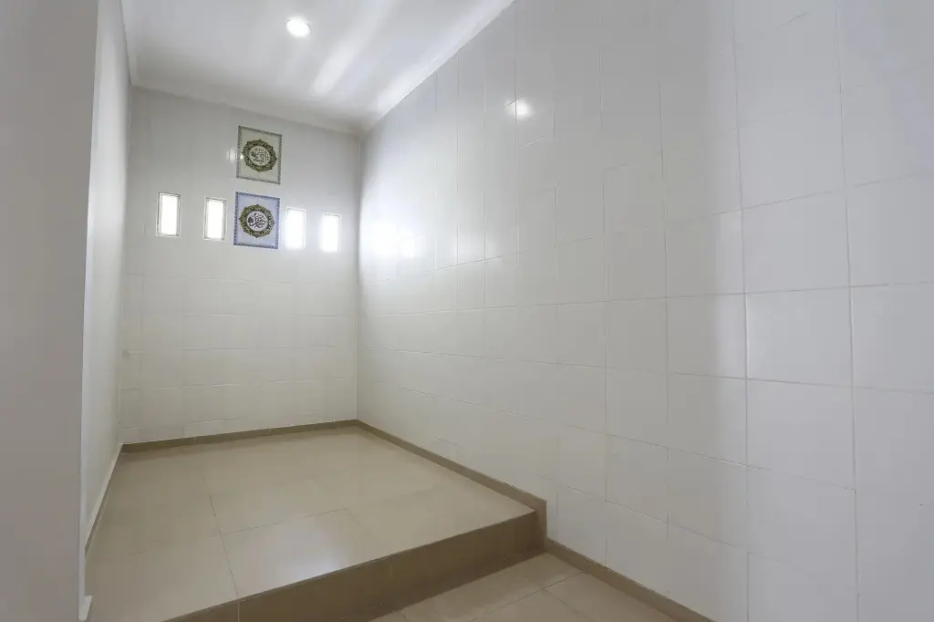 Депок: RedDoorz Plus near Adisucipto Airport 2