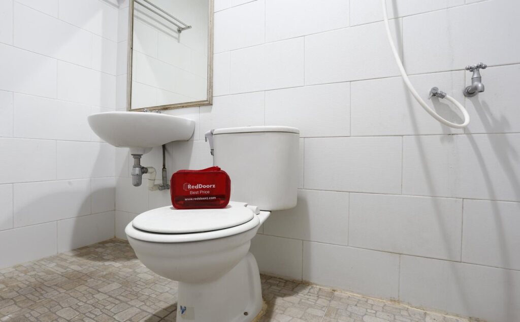 Депок: RedDoorz Plus near Adisucipto Airport 2