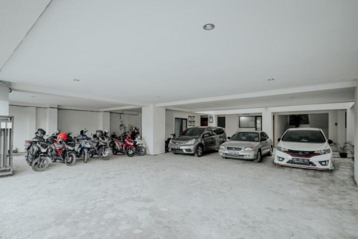 Депок: D'Paragon Seturan 3
