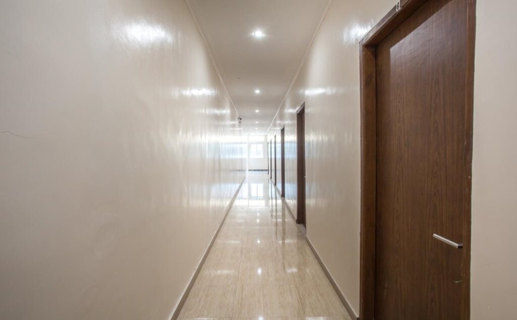 Сурабая: Lg Residence By OYO Rooms