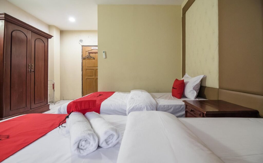 Сизаруа: Hotel Graha Dinar by Reddoorz