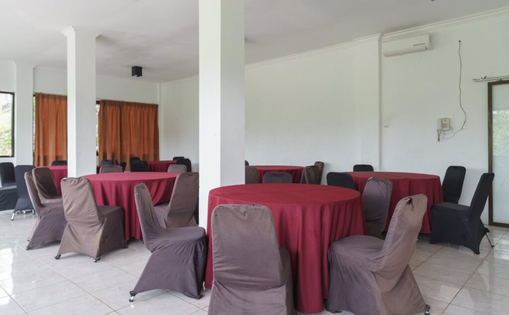 Сукарайя: RedDoorz Plus @ Megamendung Puncak Bogor 2