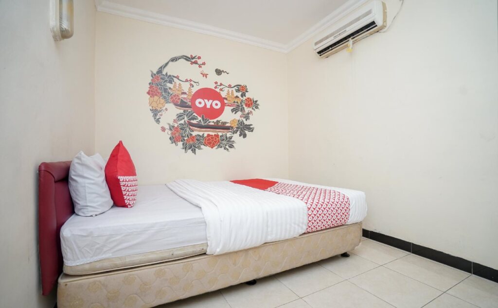 Палембанг: Hotel Central By OYO Rooms