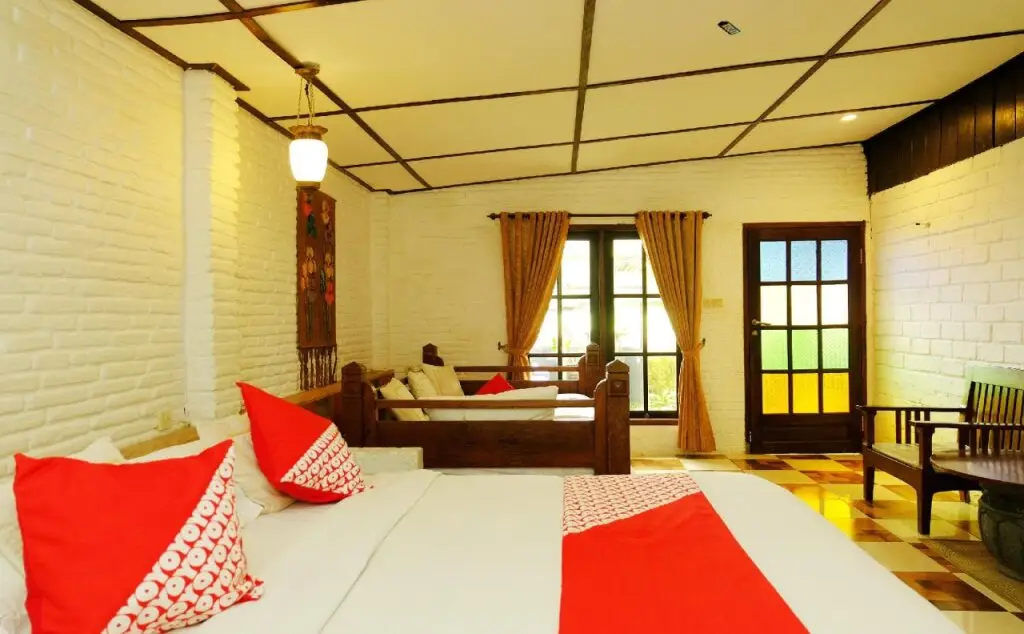 Бату: Cemara's Homestay By OYO Rooms
