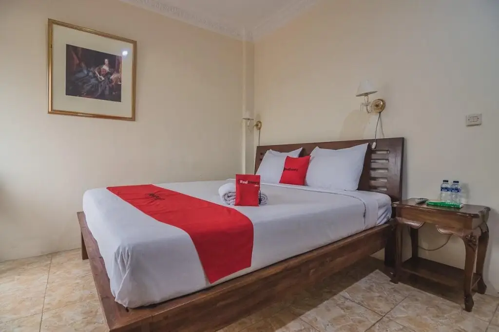 Чипанас: Urbanview Hotel Mon Bel Cibodas by RedDoorz