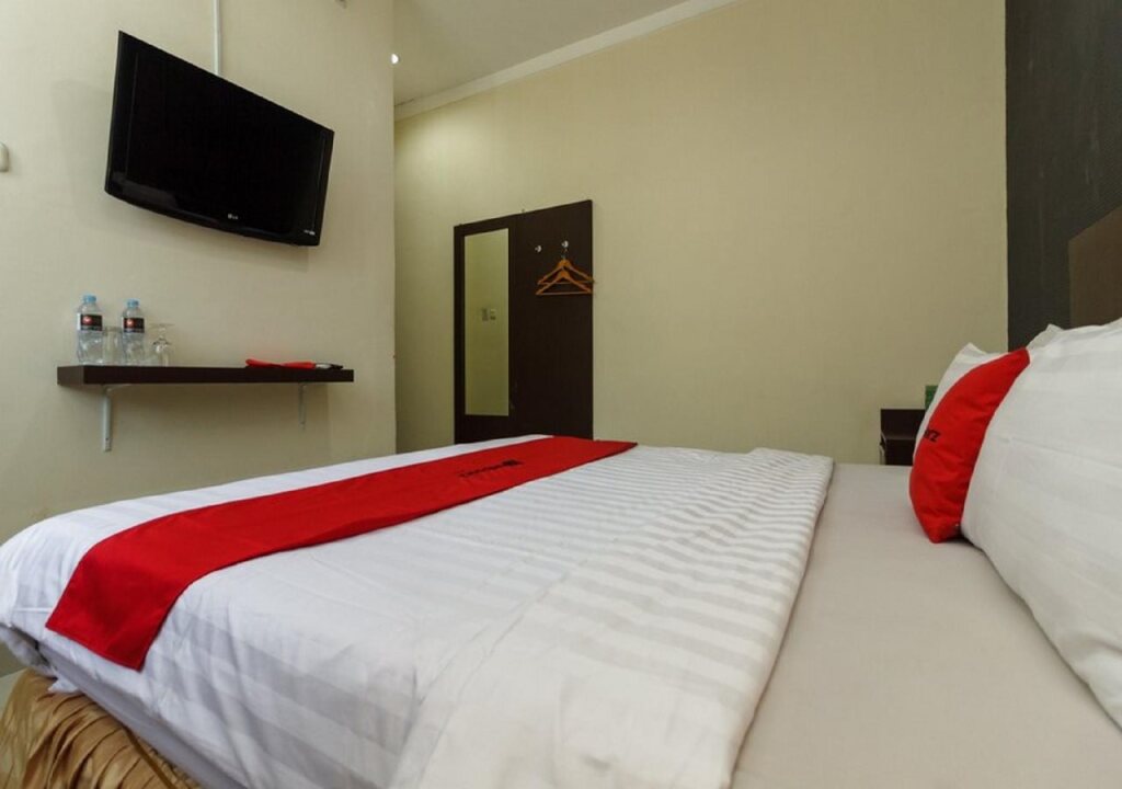Макассар: RedDoorz @ Jalan Gunung Merapi