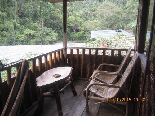 Букит Лаванг: Sams Bungalow