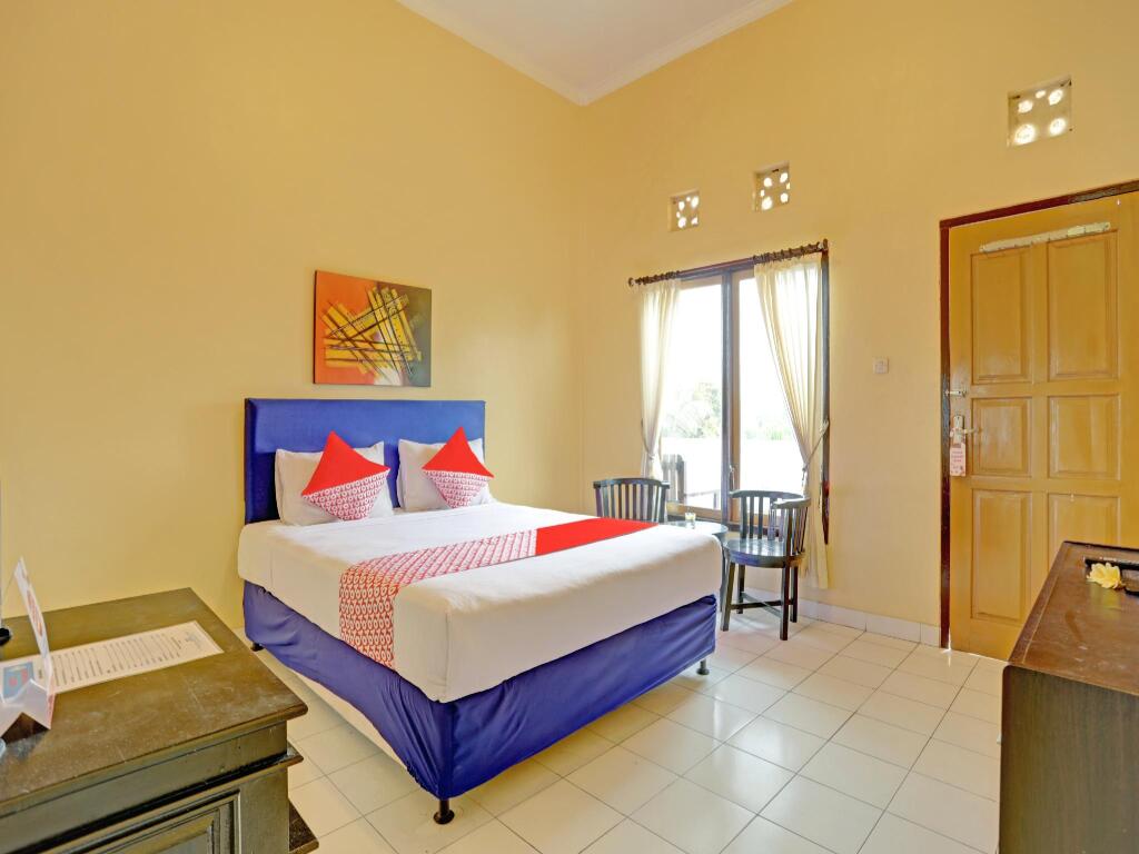 Негара: OYO 3096 Hotel Dewi Warsiki Near Gilimanuk Port