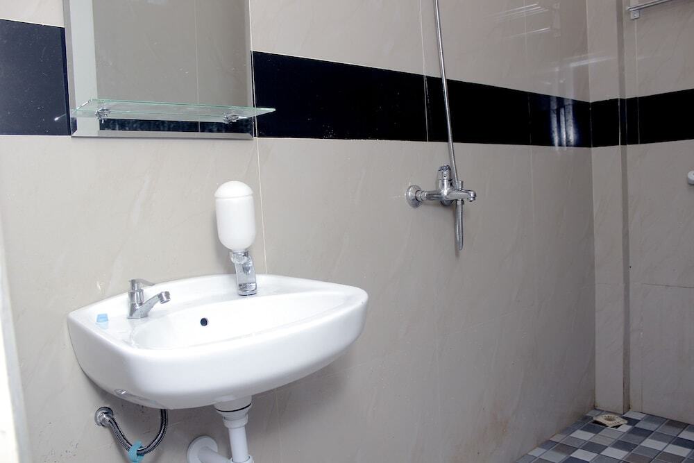 Бенгкулу: Grand Mentari Guest House by OYO Rooms